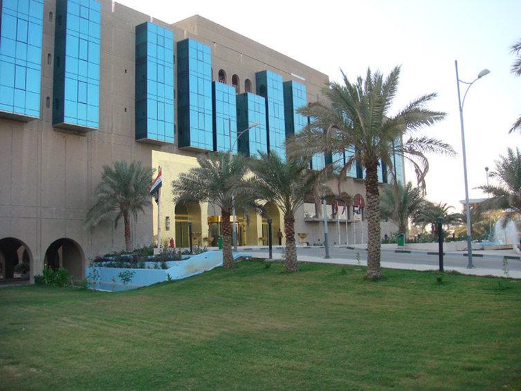 Basra International Hotel Exterior foto