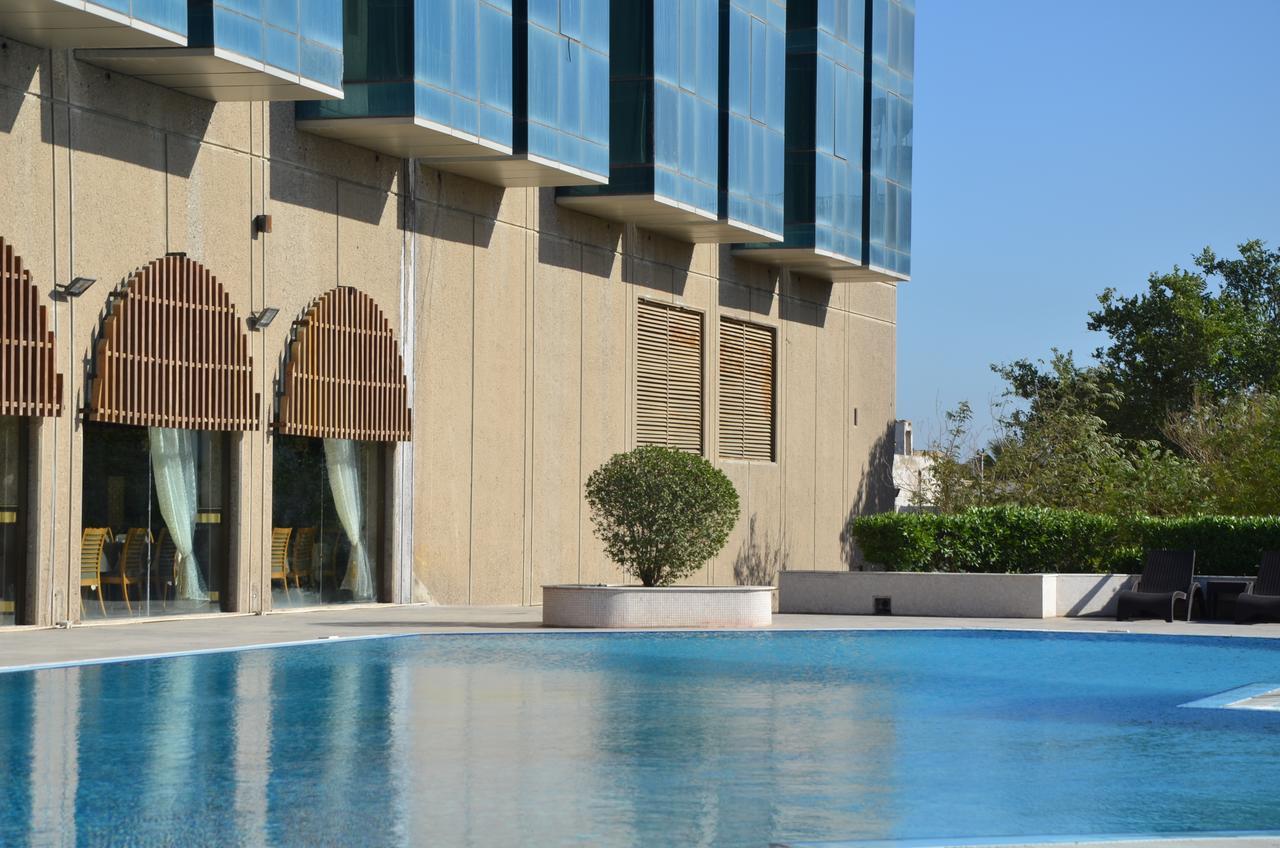 Basra International Hotel Exterior foto